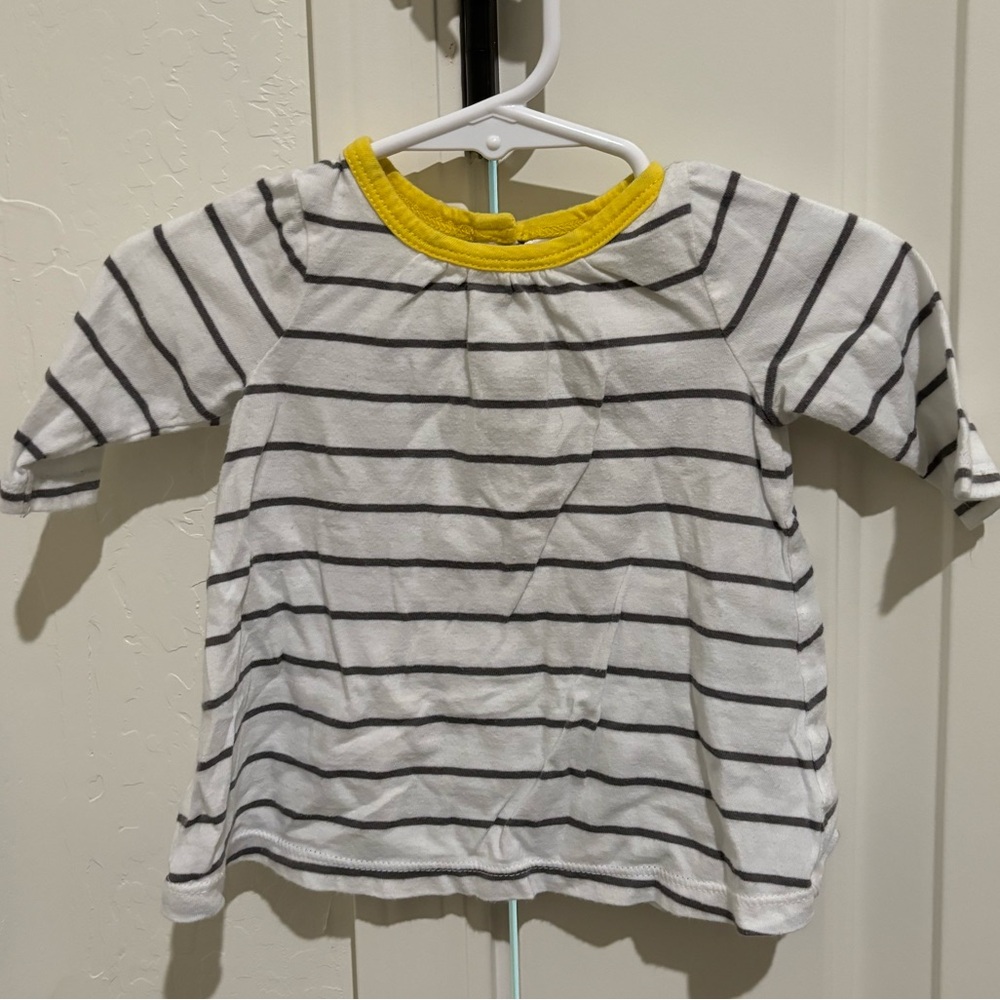 Newborn girl’s outfit